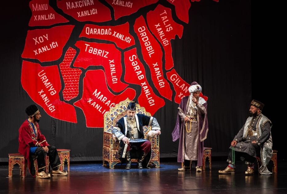 Азербайджанский национальный драматический театр открыл новый театральный сезон