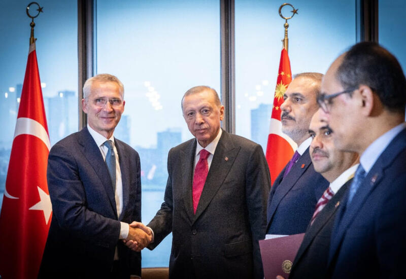 Столтенберг и Эрдоган провели встречу