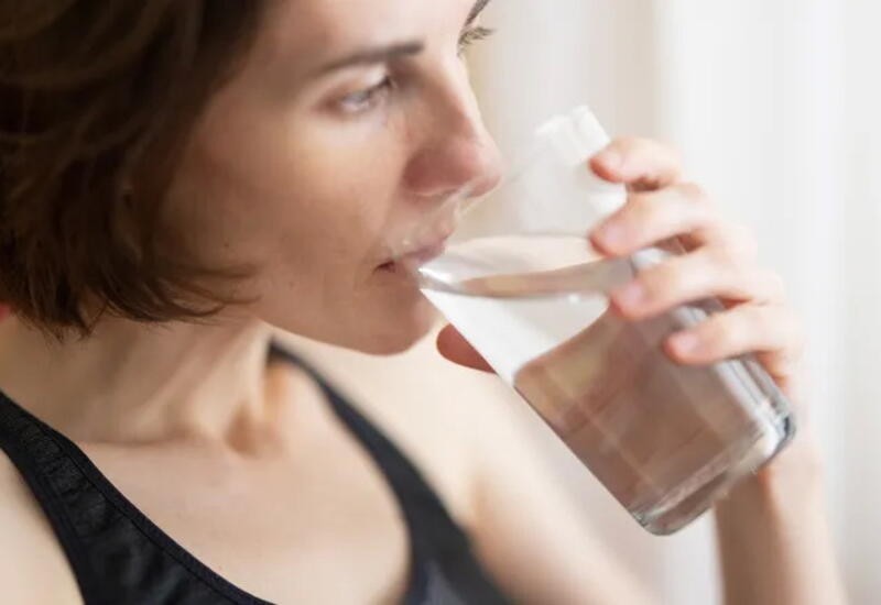 «Вода соле»: как сделать простейший напиток, ускоряющий похудение и улучшающий сон
