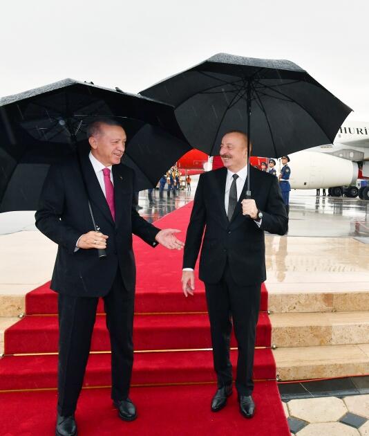 Президент Реджеп Тайип Эрдоган прибыл с официальным визитом в Азербайджан