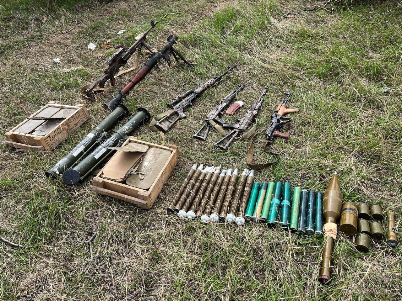 В Агдамском районе конфискована боевая техника, оружие и боеприпасы различного назначения