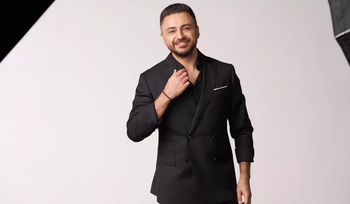 This is how the Azerbaijani presenter congratulated his wife