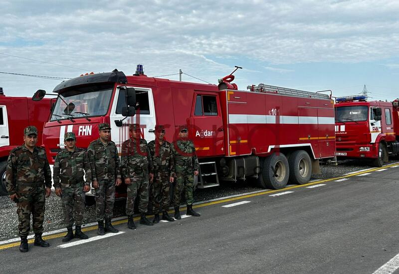 Пожарные автомобили спецназначения выехали в Ханкенди
