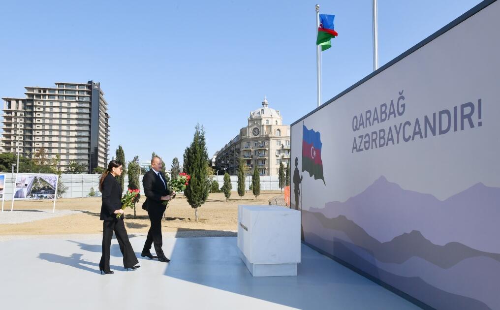 Президент Ильхам Алиев и Первая леди Мехрибан Алиева посетили в Баку строящийся Парк Победы