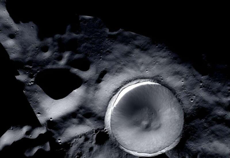 Астрономы запечатлили затененные части Луны