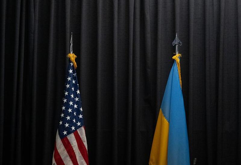 Главы Минобороны Украины и Пентагона провели телефонные переговоры