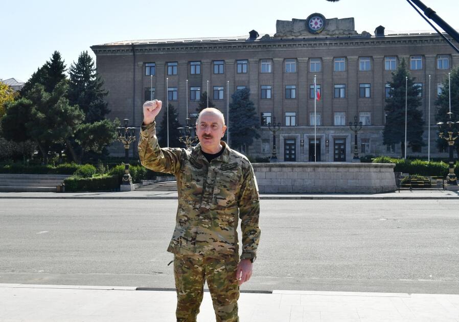 Символизм исторического момента: флаг Азербайджана поднят в Ханкенди в день 20-летия президентства Ильхама Алиева