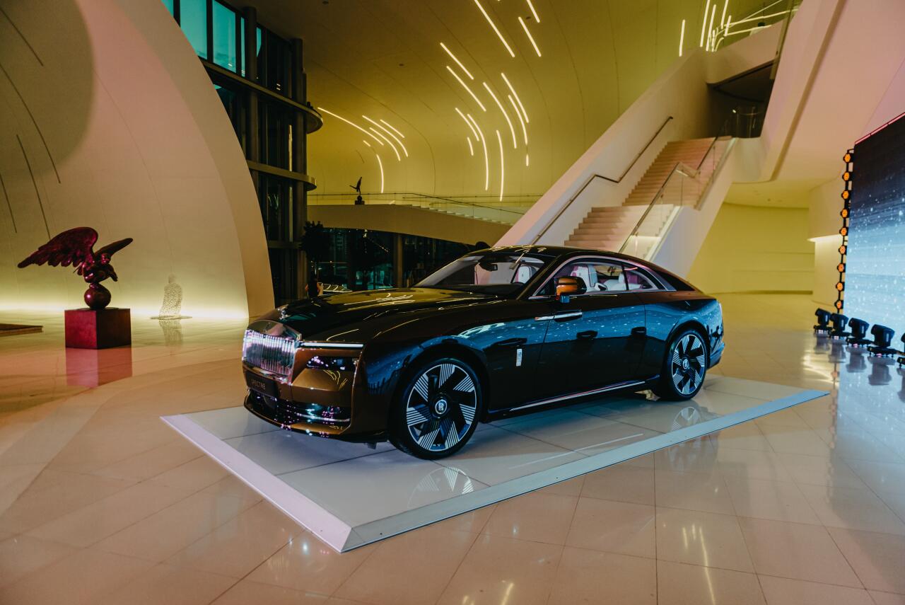Spectre дебютирует в Азербайджане: Rolls-Royce Motor Cars Baku отмечает исторический юбилей