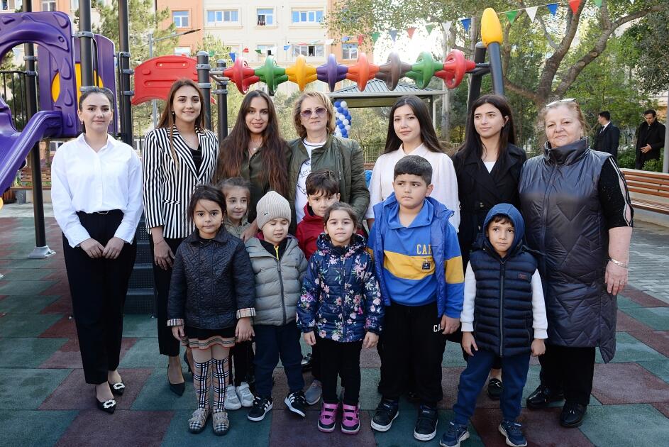 С участием вице-президента Фонда Гейдара Алиева Лейлы Алиевой состоялось открытие очередного двора в рамках проекта «Наш двор»