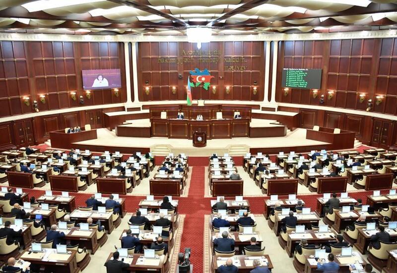 Обнародована ​​повестка очередного заседания парламента Азербайджана