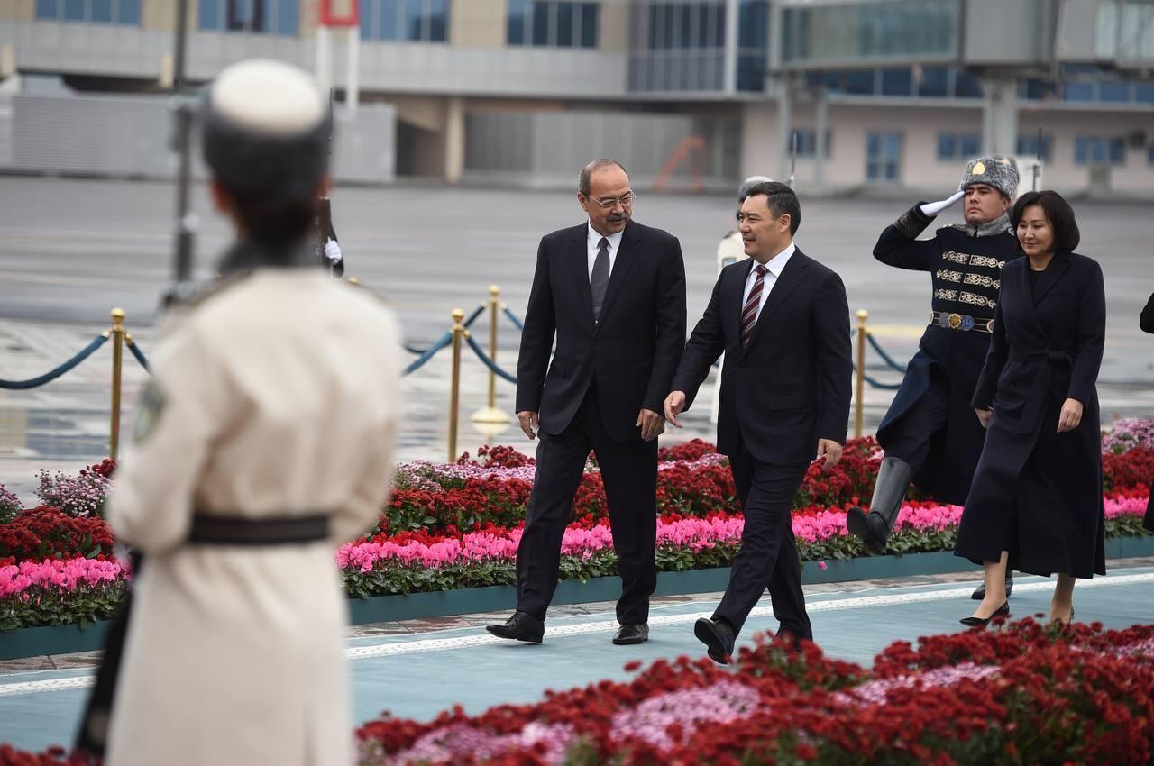 Президент Кыргызстана прибыл в Ташкент