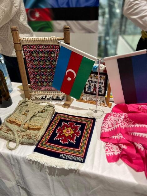 Азербайджанская продукция представлена на Международном рождественском базаре в Таллинне