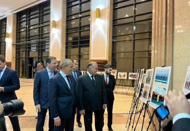 В Ашхабаде открылась фотовыставка, посвященная 100-летию великого лидера Гейдара Алиева