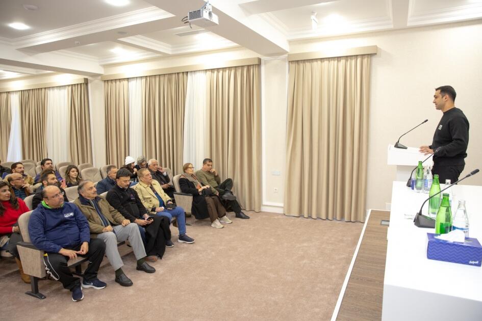 Делегаты международной конференции «Наследие кызылбашей в Азербайджане: по следам истории» посетили Шушу