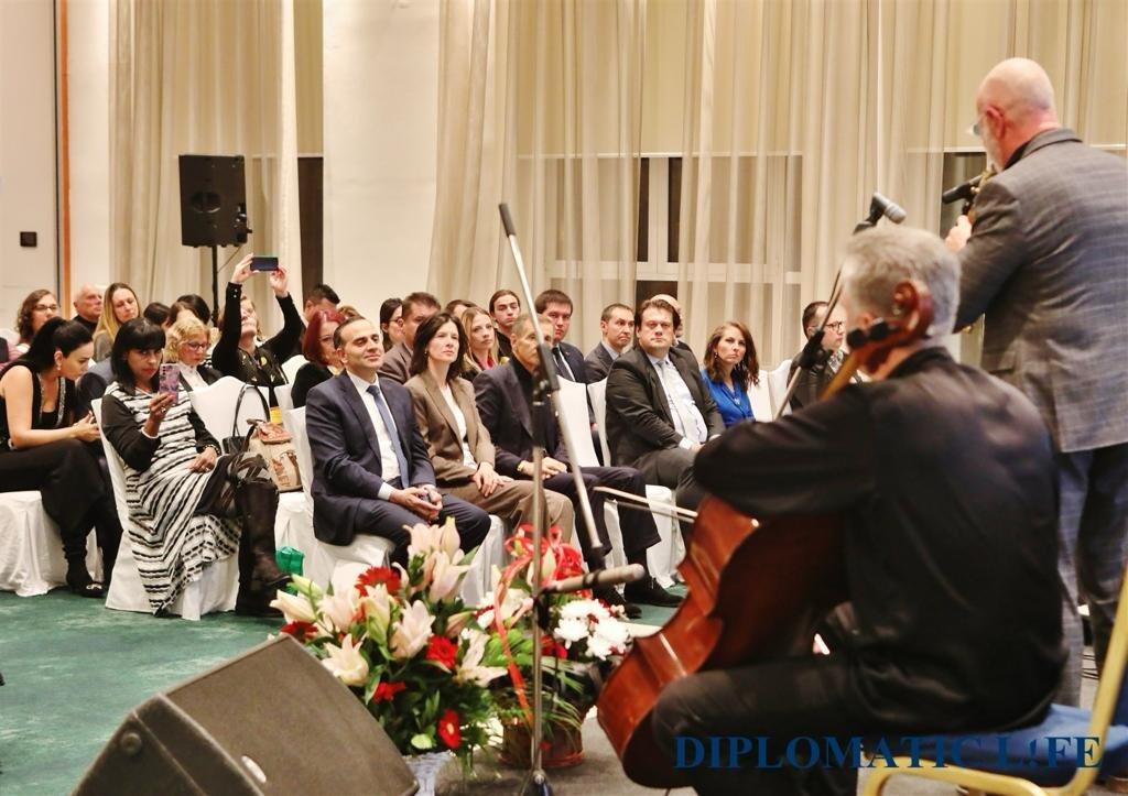 Bolqarıstanda “Heydər Əliyev - 100” kitabının təqdimatı və konsert proqramı keçirildi