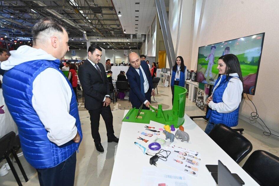 Помощники Президента и министры – на Фестивале STEAM Азербайджан