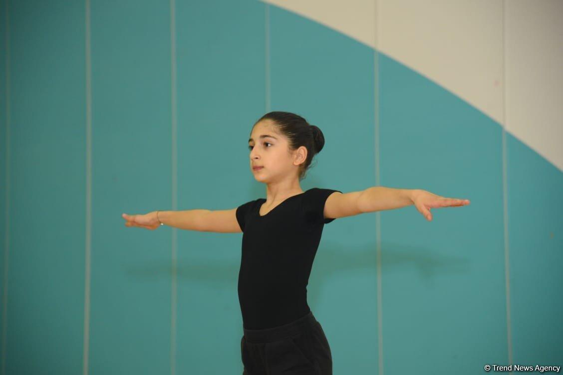 Юные гимнастки из Кюрдамира и Ширвана участвуют в учебно-тренировочных сборах в Национальной арене гимнастики в Баку