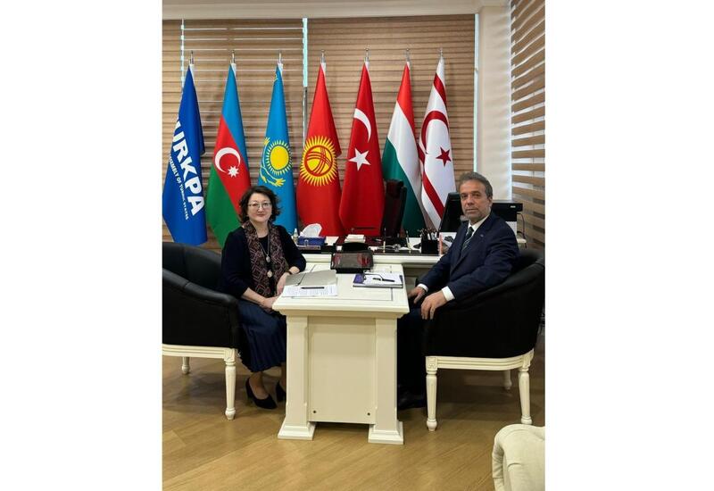 Президент Фонда Тюркской Культуры и Наследия Актоты Раимкулова встретилась с генсекретарем ТЮРКПА