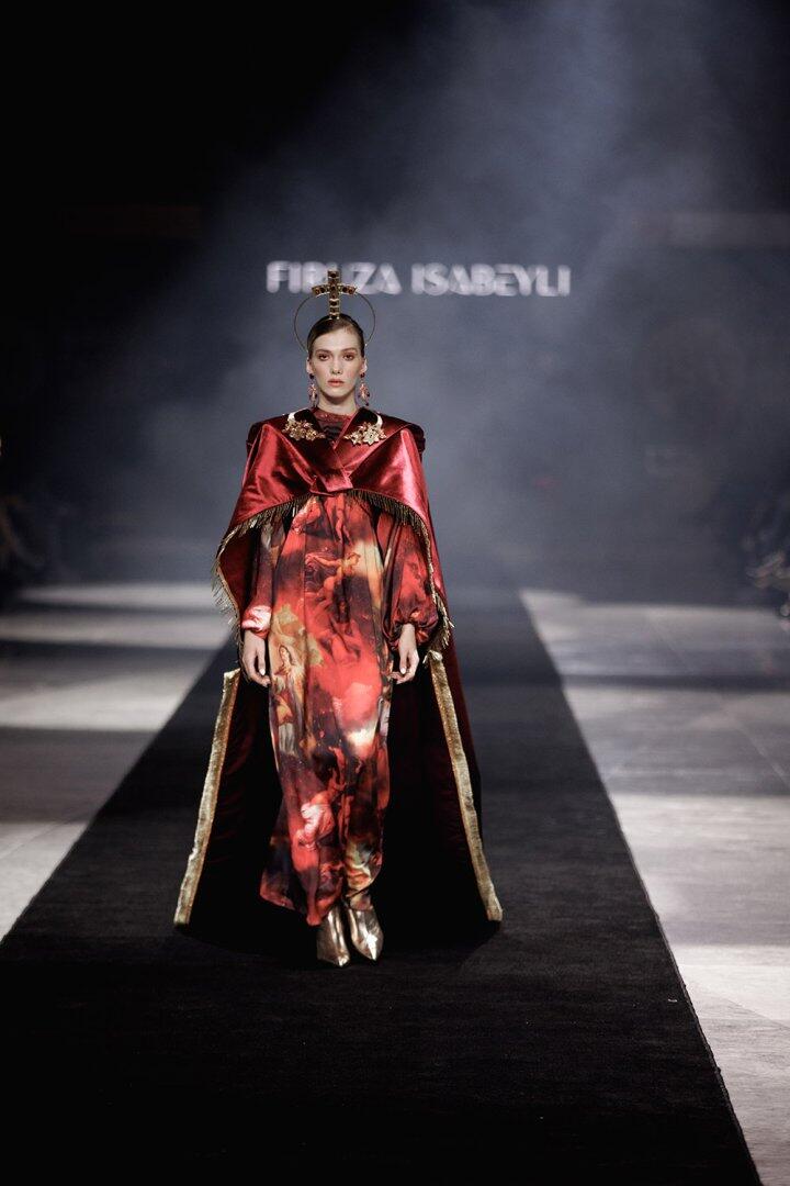 Baku Fashion Week 2023 – от огненного танца и роскошных тканей до национальных мотивов