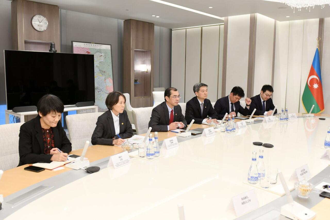 SOCAR и China Energy International Group обсудили развитие «зеленой» энергетики
