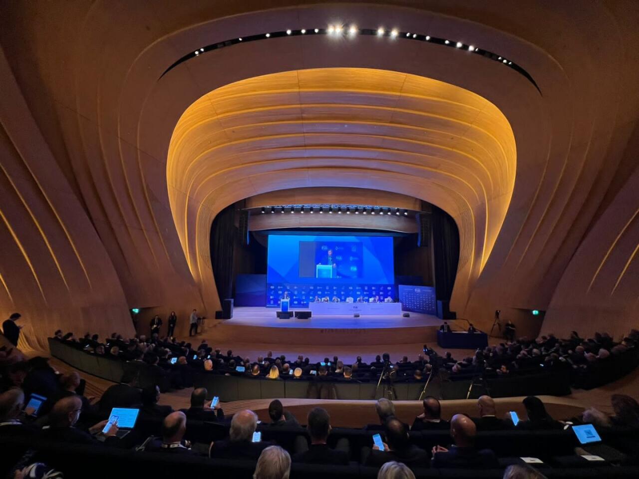 В Центре Гейдара Алиева проходит итоговое заседание Генеральной Ассамблеи FIA
