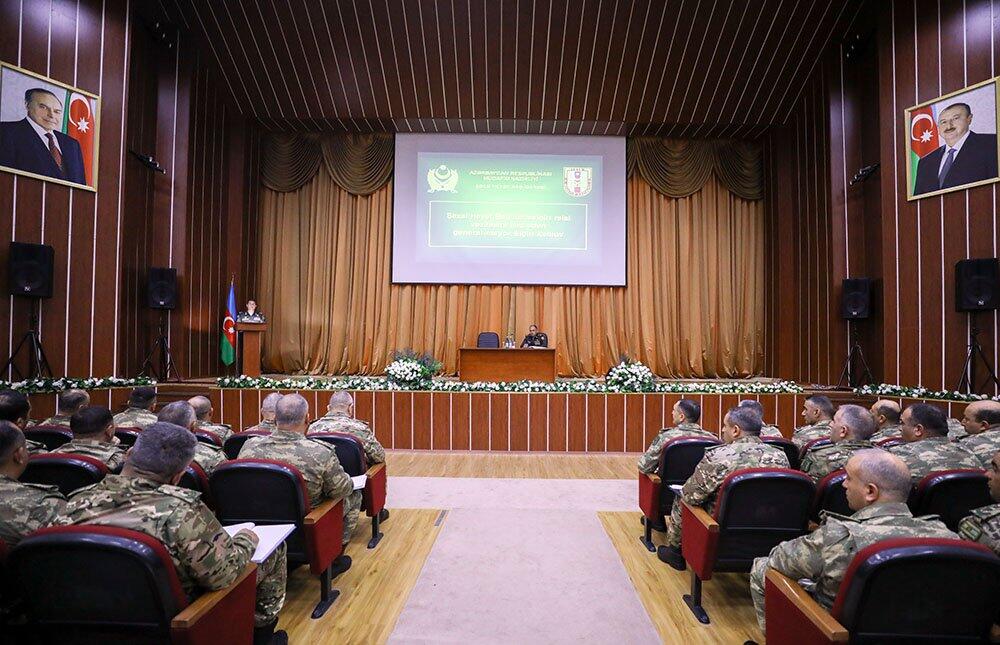 В азербайджанской армии завершены учебно-методические сборы с офицерами и психологами