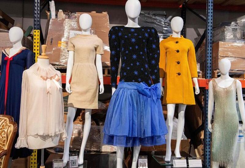 Платье принцессы Дианы продали на аукционе за рекордный миллион долларов