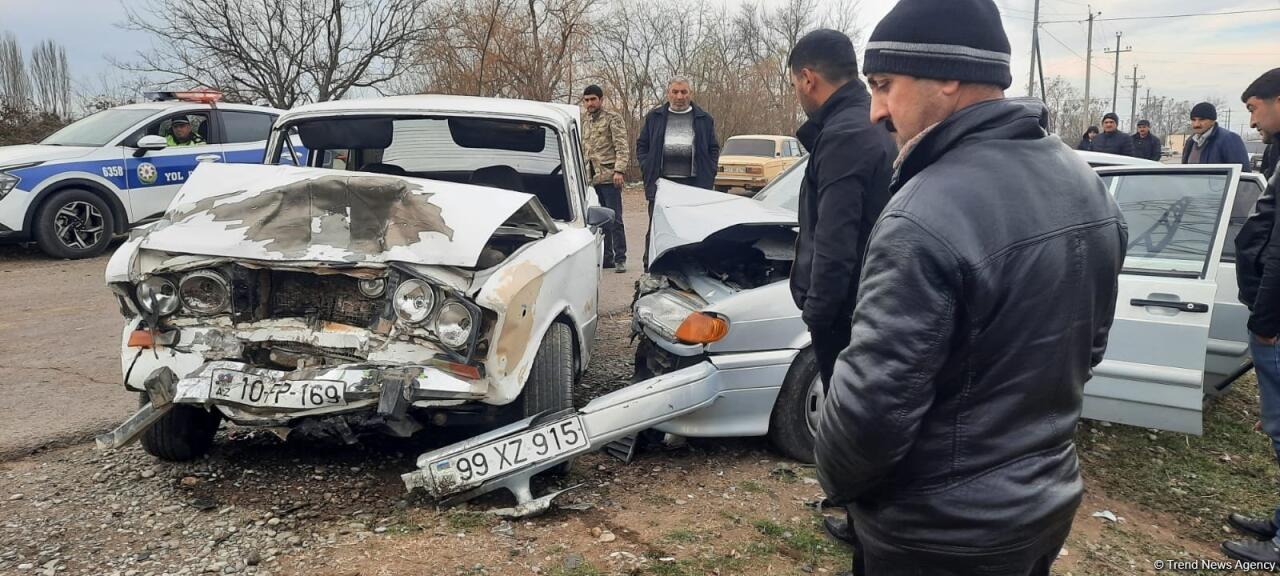 В Барде столкнулись два автомобиля