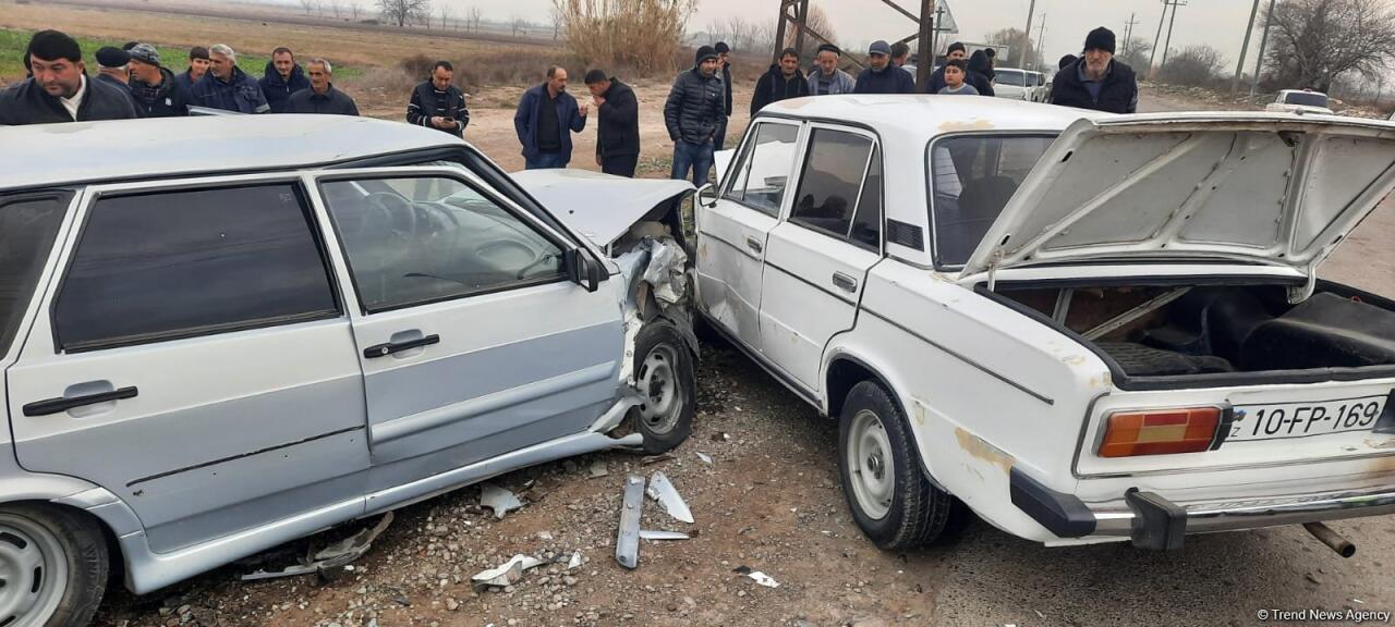 В Барде столкнулись два автомобиля