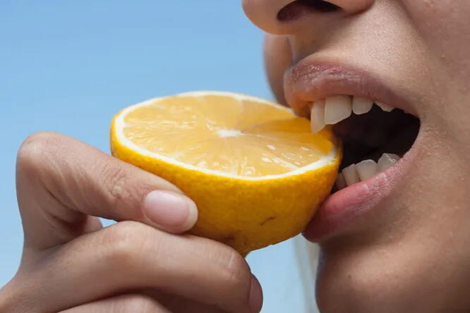 Генетика зубов: как избежать заболеваний полости рта, от которых страдали наши родители