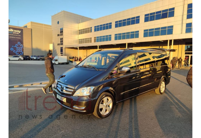 Самолет с телом Айгюн Бейляр приземлился в Баку