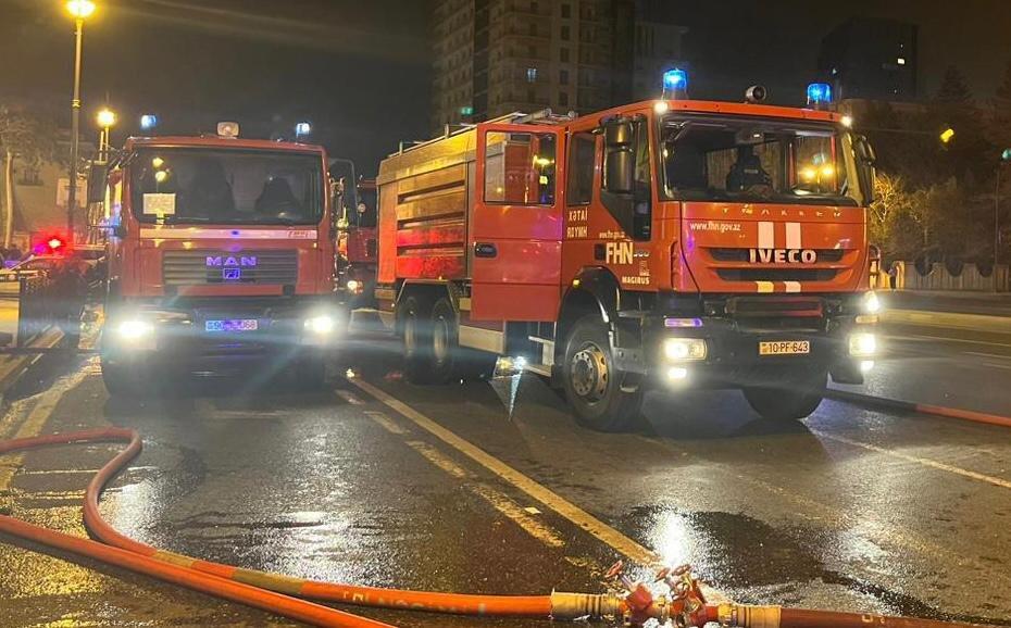 Пожар в Республиканском перинатальном центре в Баку, пациенты эвакуированы