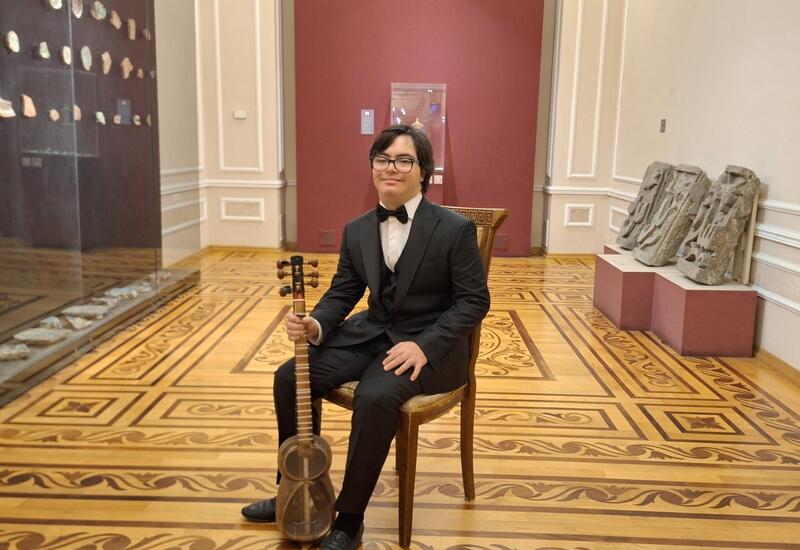 Удивительный исполнитель на таре Бахрам Рагимли! Музыка и краски Азербайджана