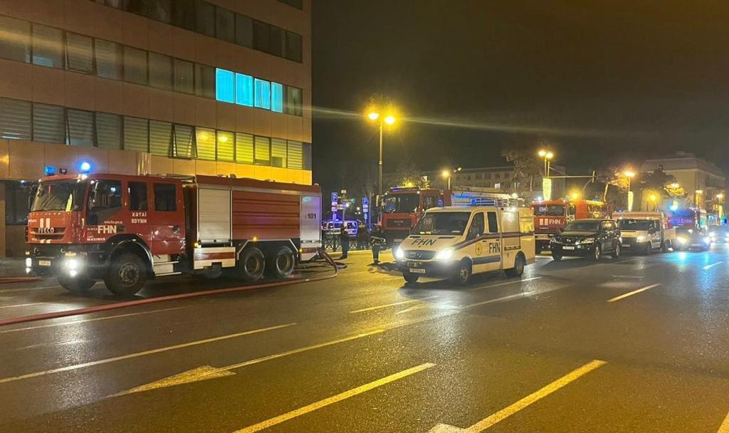 Трое должностных лиц привлечены к уголовной ответственности в связи с пожаром в перинатальном центре в Баку
