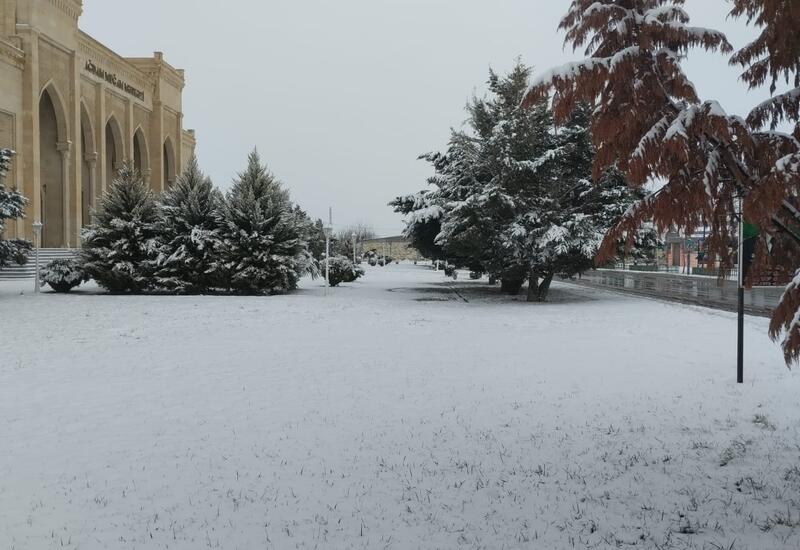 Bakıya sulu qar, rayonlara qar yağacaq