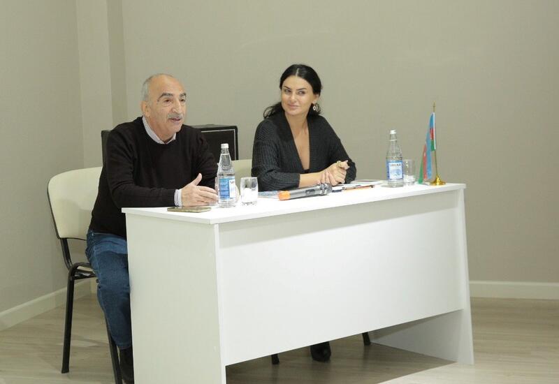 Народный писатель Натиг Расулзаде встретился с читателями