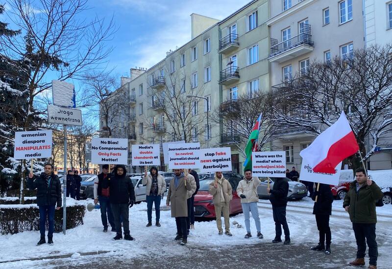 В Варшаве прошла акция протеста против публикации ложной информации об Азербайджане