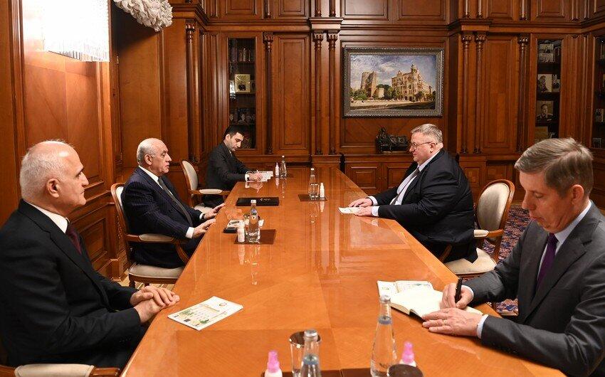 Али Асадов встретился с вице-премьером России Алексеем Оверчуком