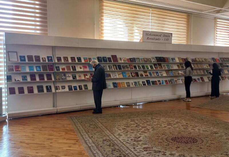 Национальная библиотека представила виртуальную и традиционную выставку «Мамед Эмин Расулзаде – 140»