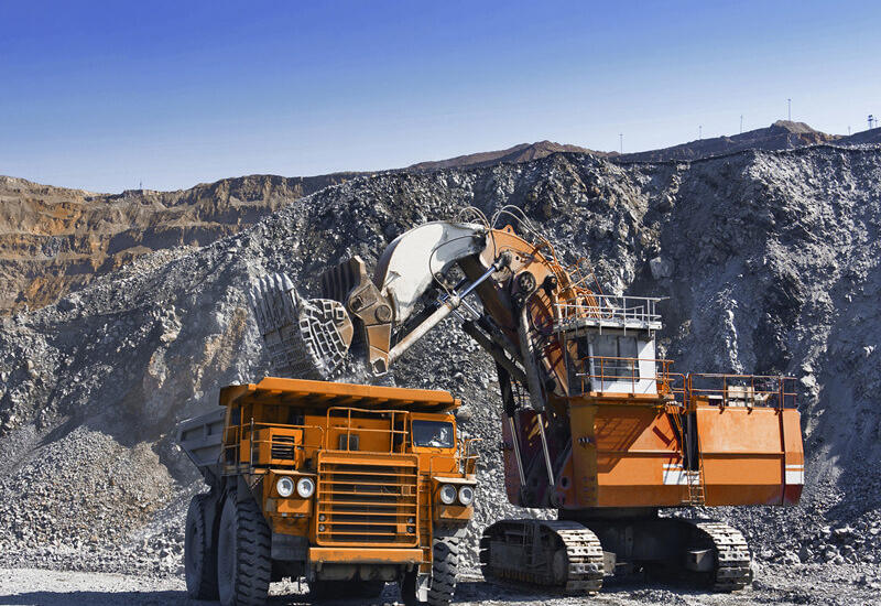 профессия полезных ископаемых. инженер по бурению профессия. разведка месторождений полезных ископаемых. месторождения полезных ископаемых профессии отыскивают. геология месторождений полезных ископаемых.