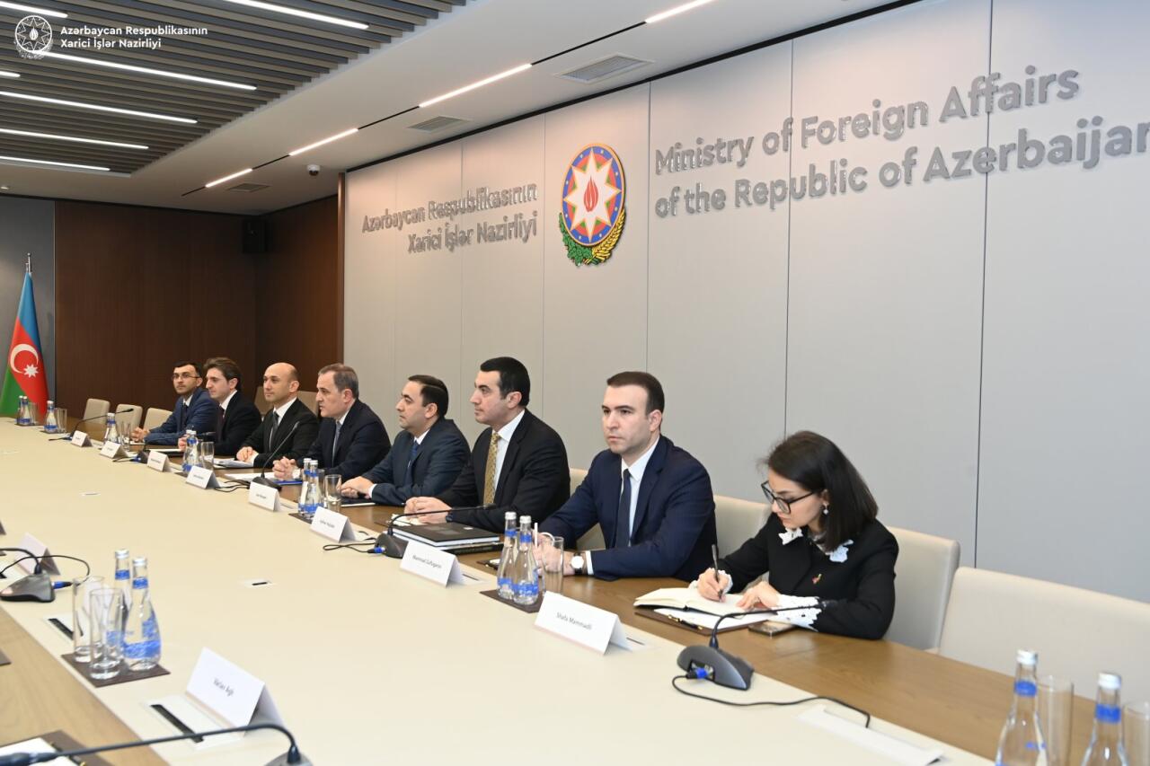 Джейхун Байрамов раскритиковал оказание Армении военной помощи ЕС