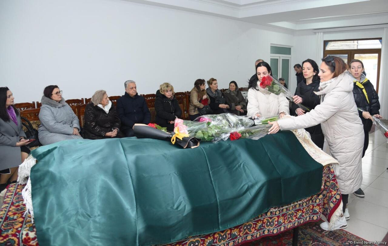 В Баку прошла церемония прощания с народной артисткой Рафигой Ахундовой