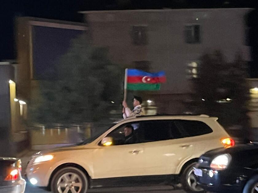 Убедительную победу Ильхама Алиева на выборах отмечают и в Нахчыване с праздничным настроем