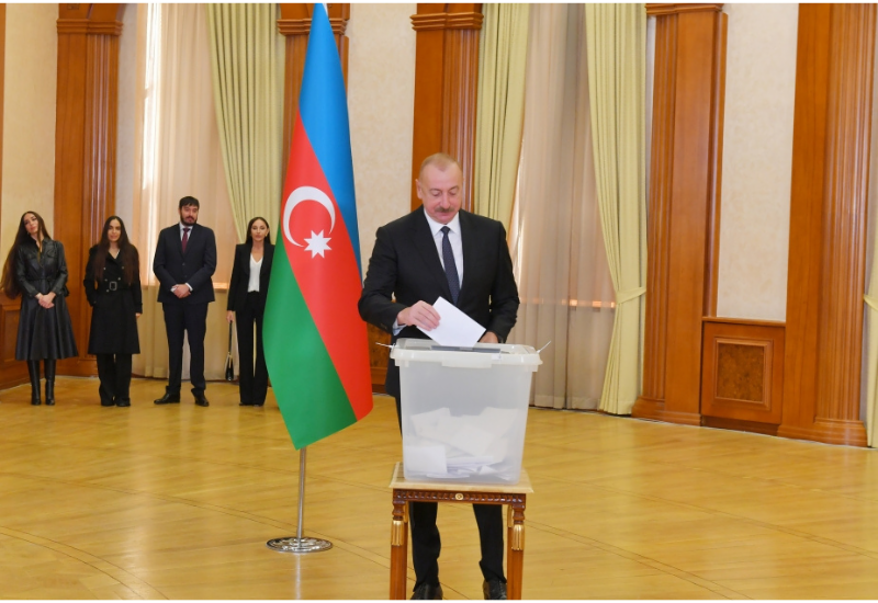 Ильхам Алиев стал триумфатором внеочередных президентских выборов в Азербайджане