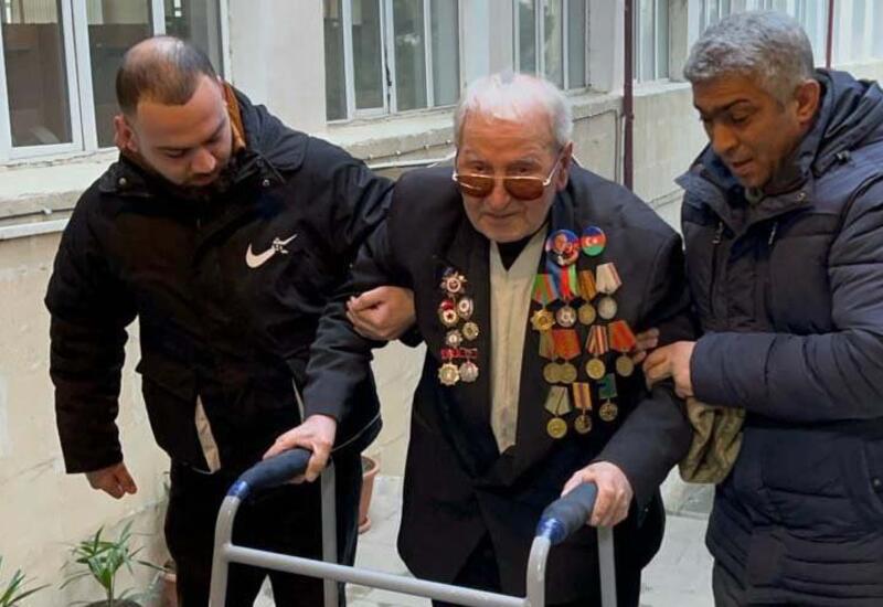 98-летний житель Хатаинского района Баку воспользовался правом голоса