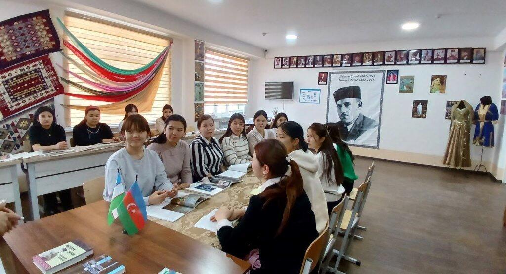 В Узбекистане изучают культуру и литературу Азербайджана