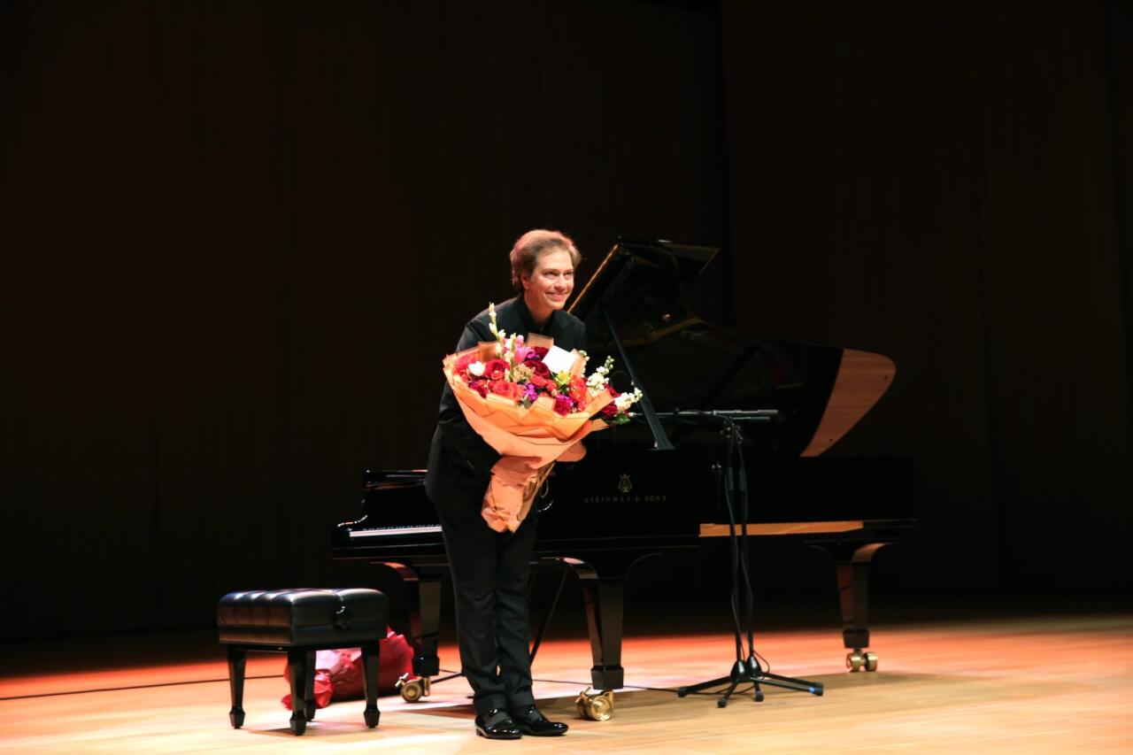 В Центре Гейдара Алиева состоялся концерт всемирно известного Стива Баракатта