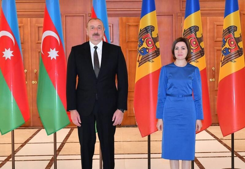 Президент Молдовы позвонила Президенту Ильхаму Алиеву