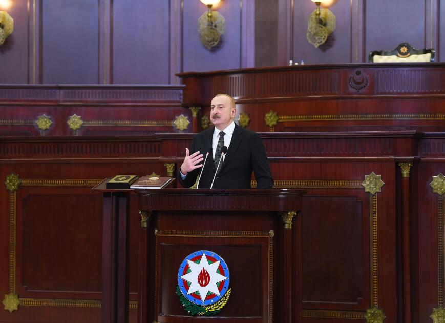 Президент Ильхам Алиев: В эту новую эпоху мы должны открыть новые горизонты во внешней политике