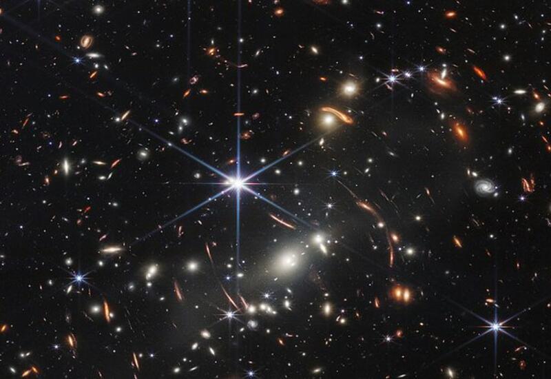 Объяснены аномальные галактики в ранней Вселенной
